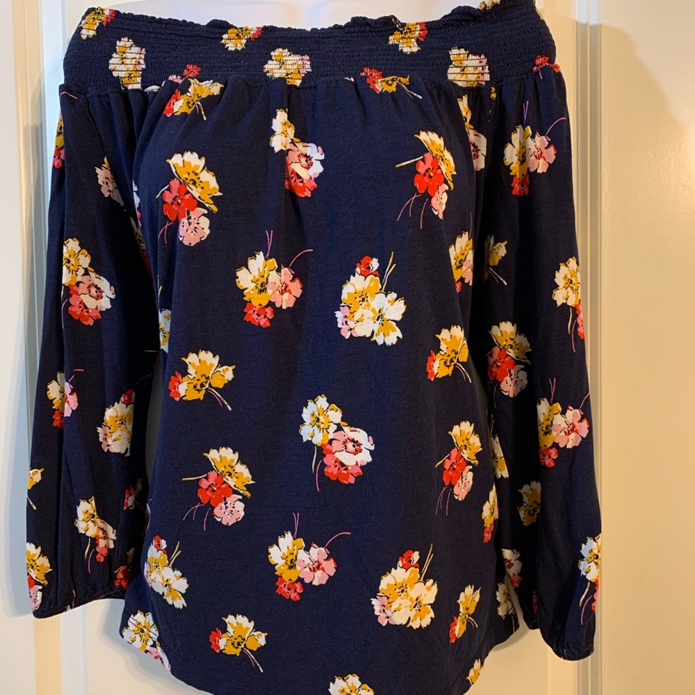 If the shoulder long sleeve blouse size L